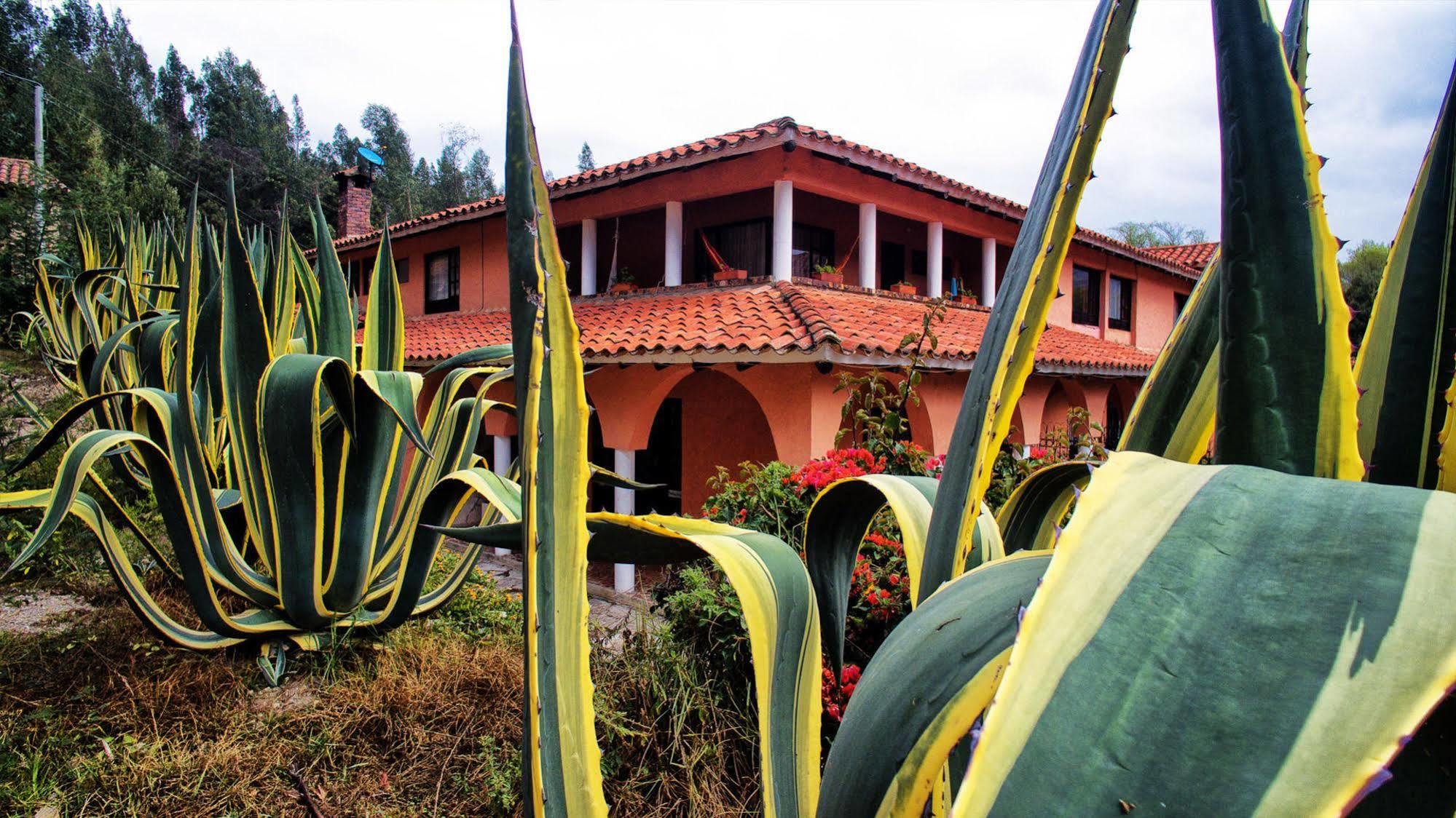 Hotel Termales El Batan Cuítiva Екстериор снимка